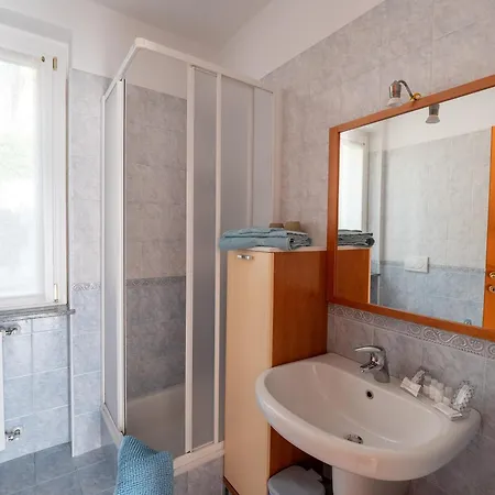 Apartment La Finestra Sul